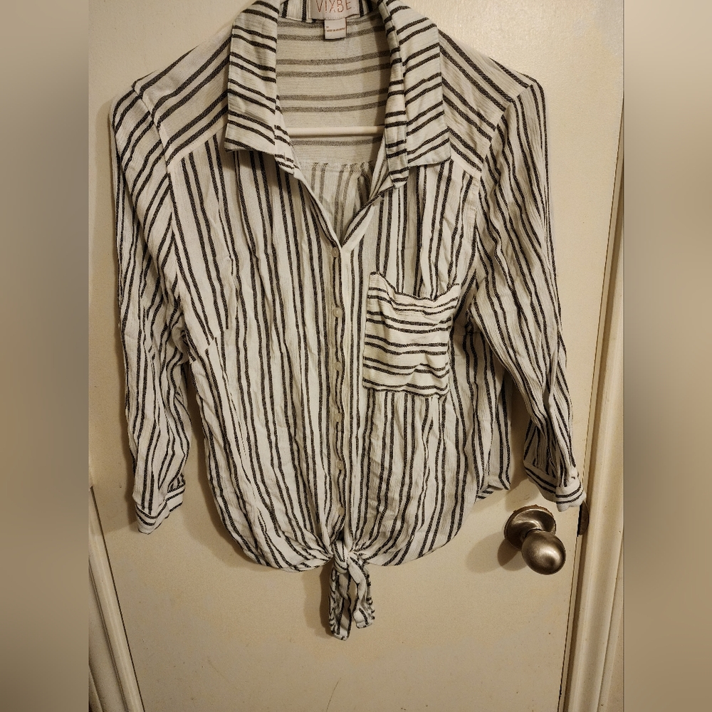 Used tie front blouse